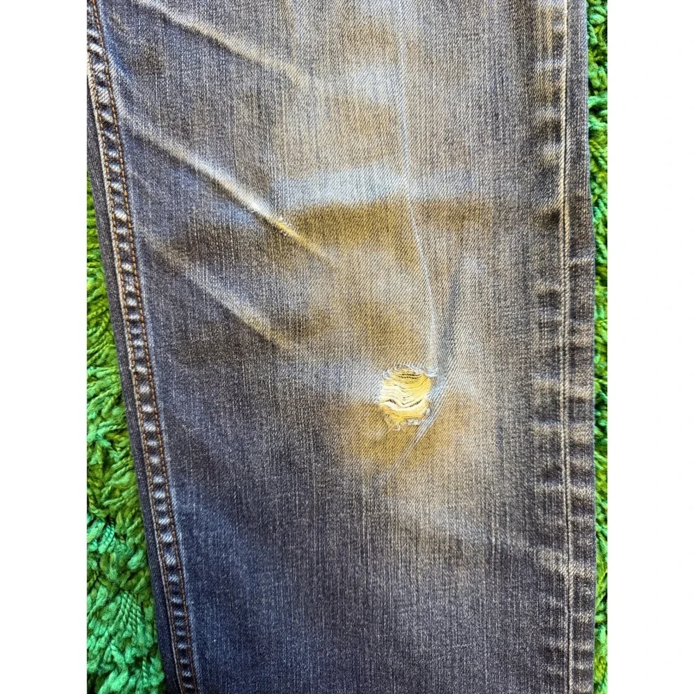 Banana Republic construction defects medium